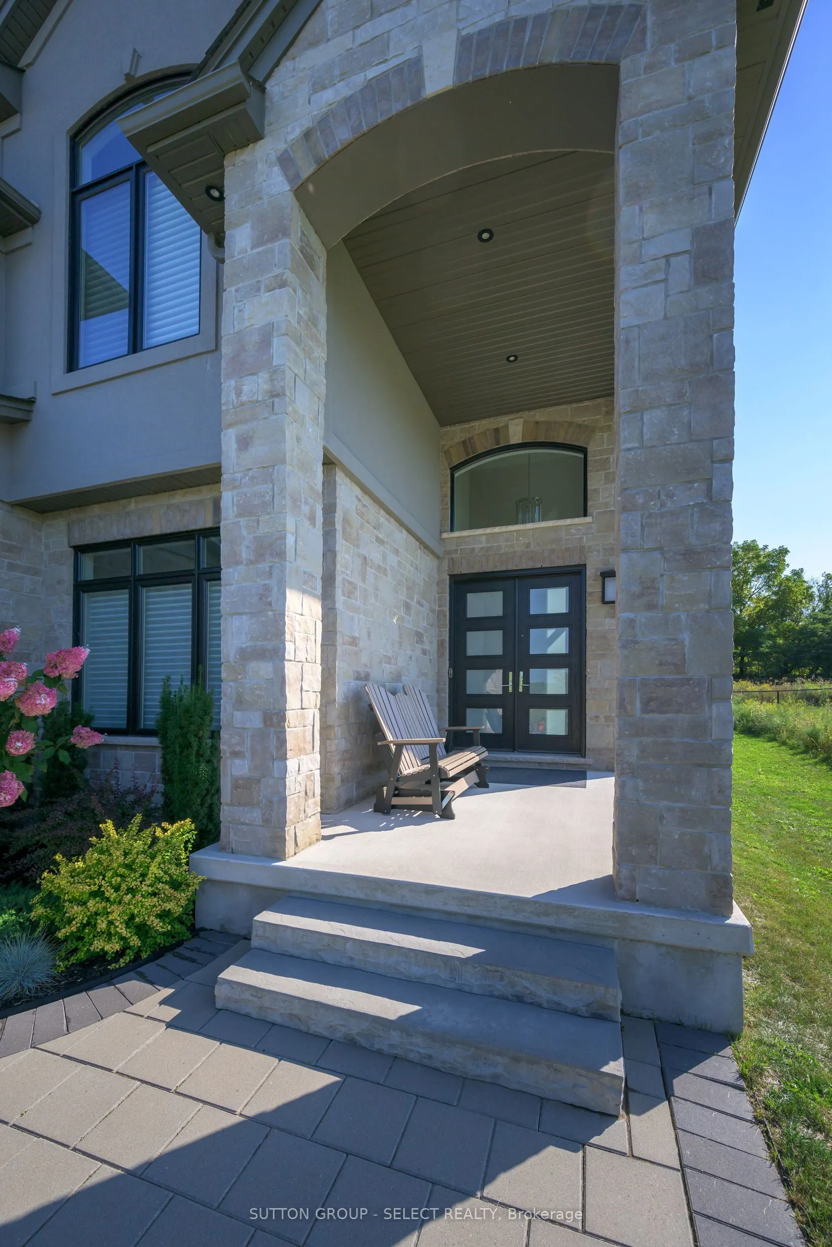 2222 Ironwood Road