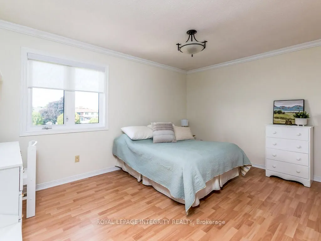 17 Arbuckle Crescent