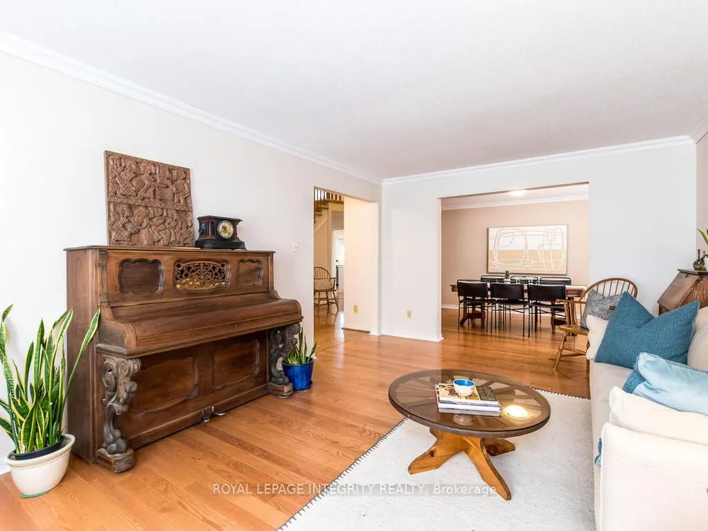 17 Arbuckle Crescent