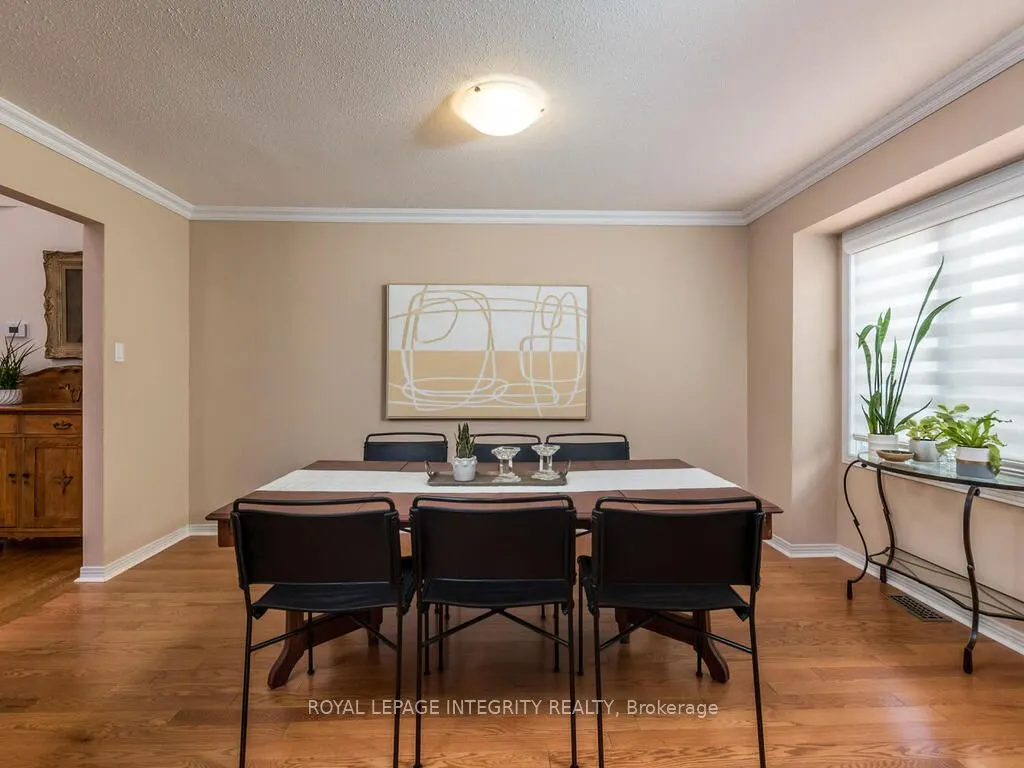 17 Arbuckle Crescent