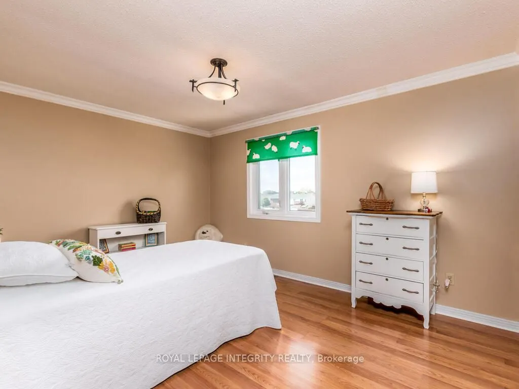 17 Arbuckle Crescent