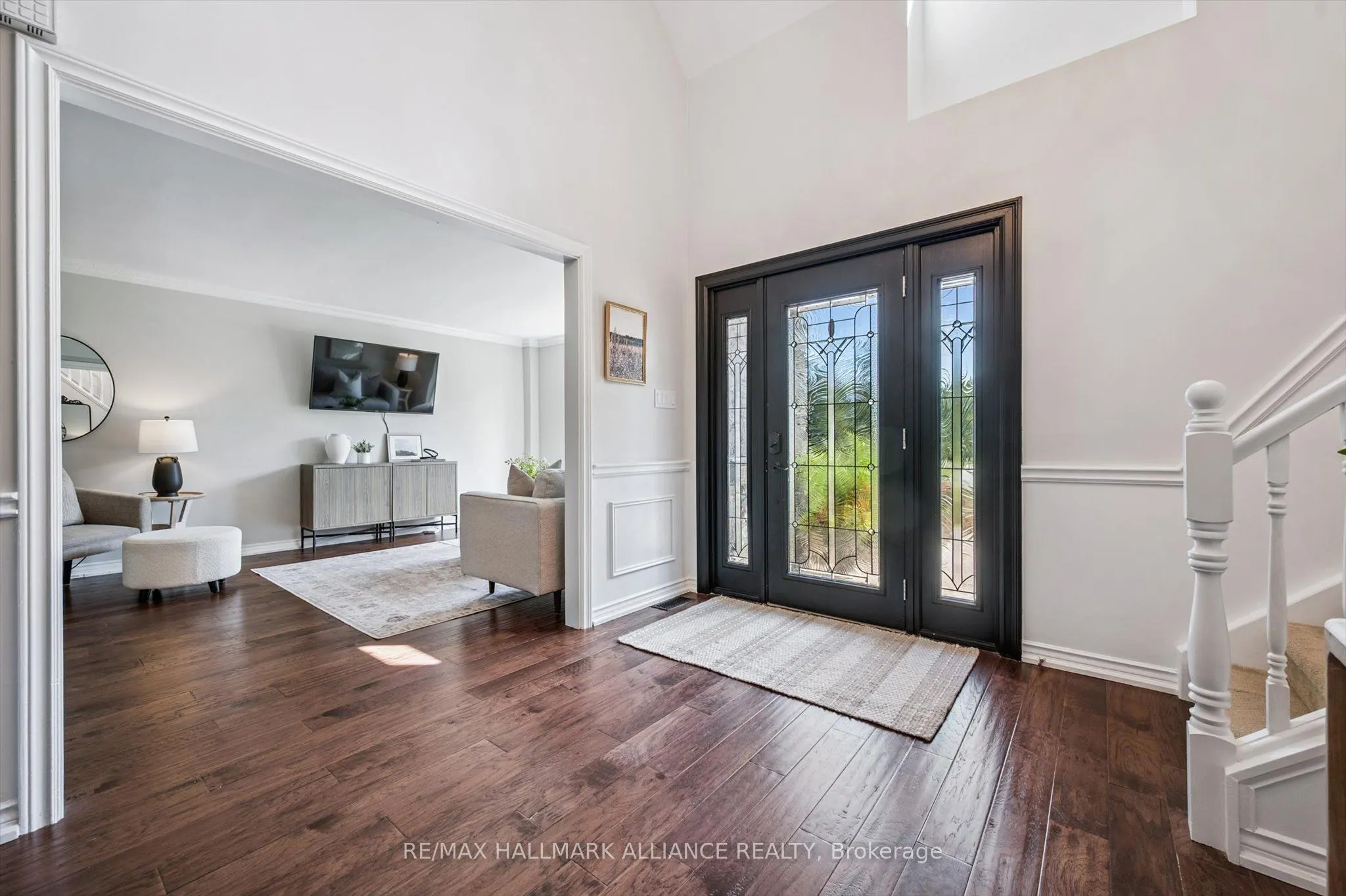 6 Coachman Crescent