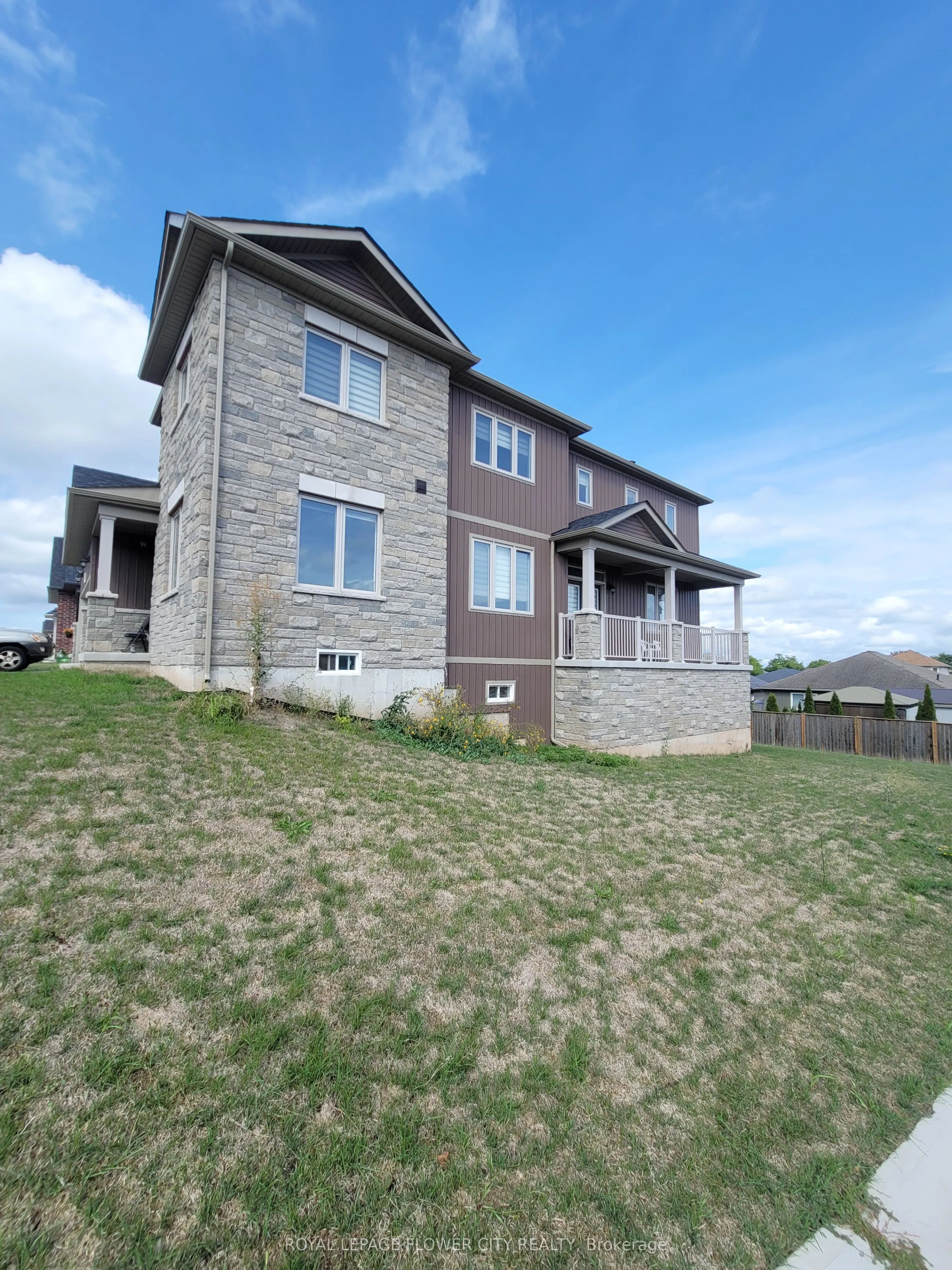 5 Oriole Crescent