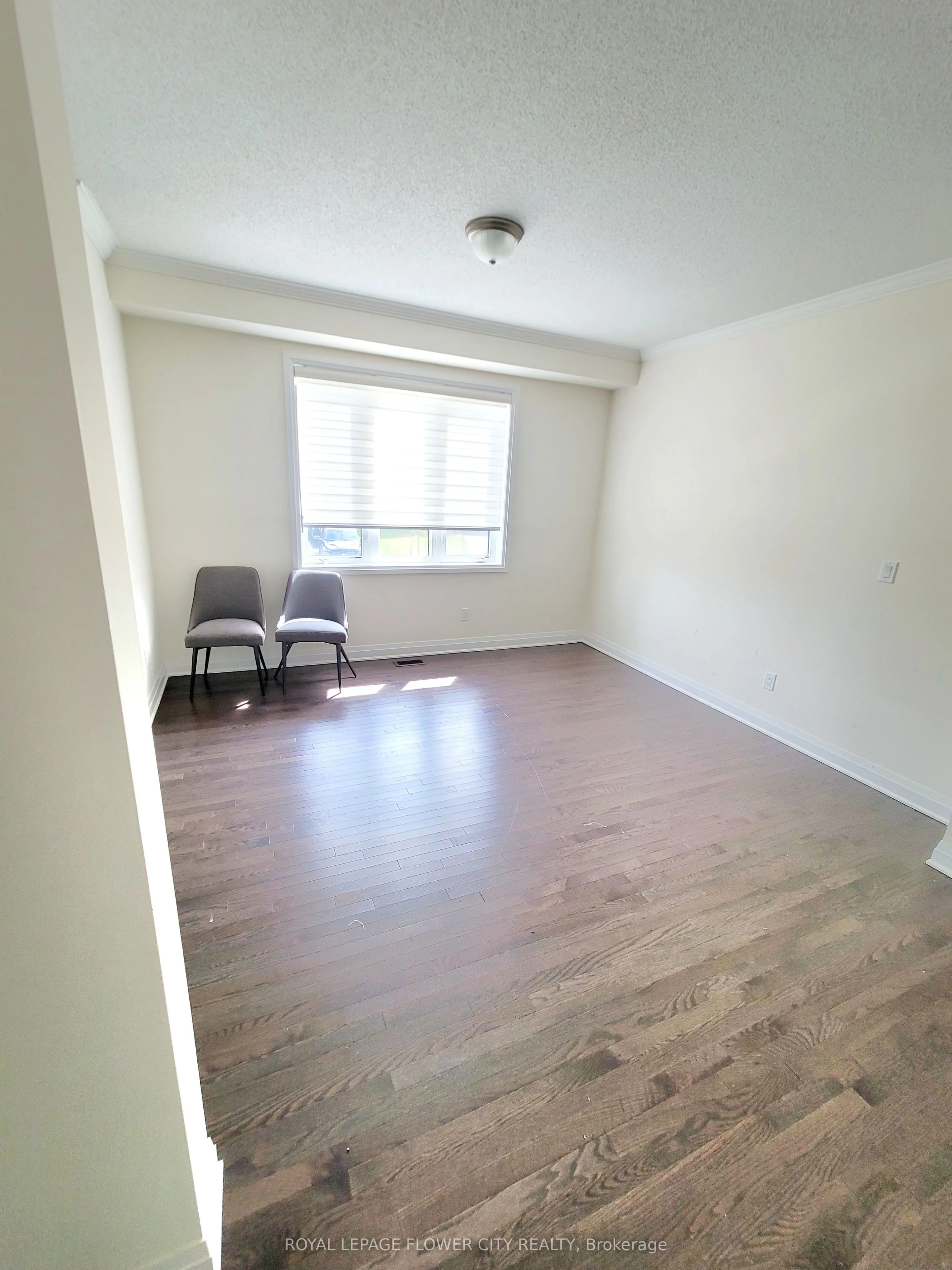 5 Oriole Crescent
