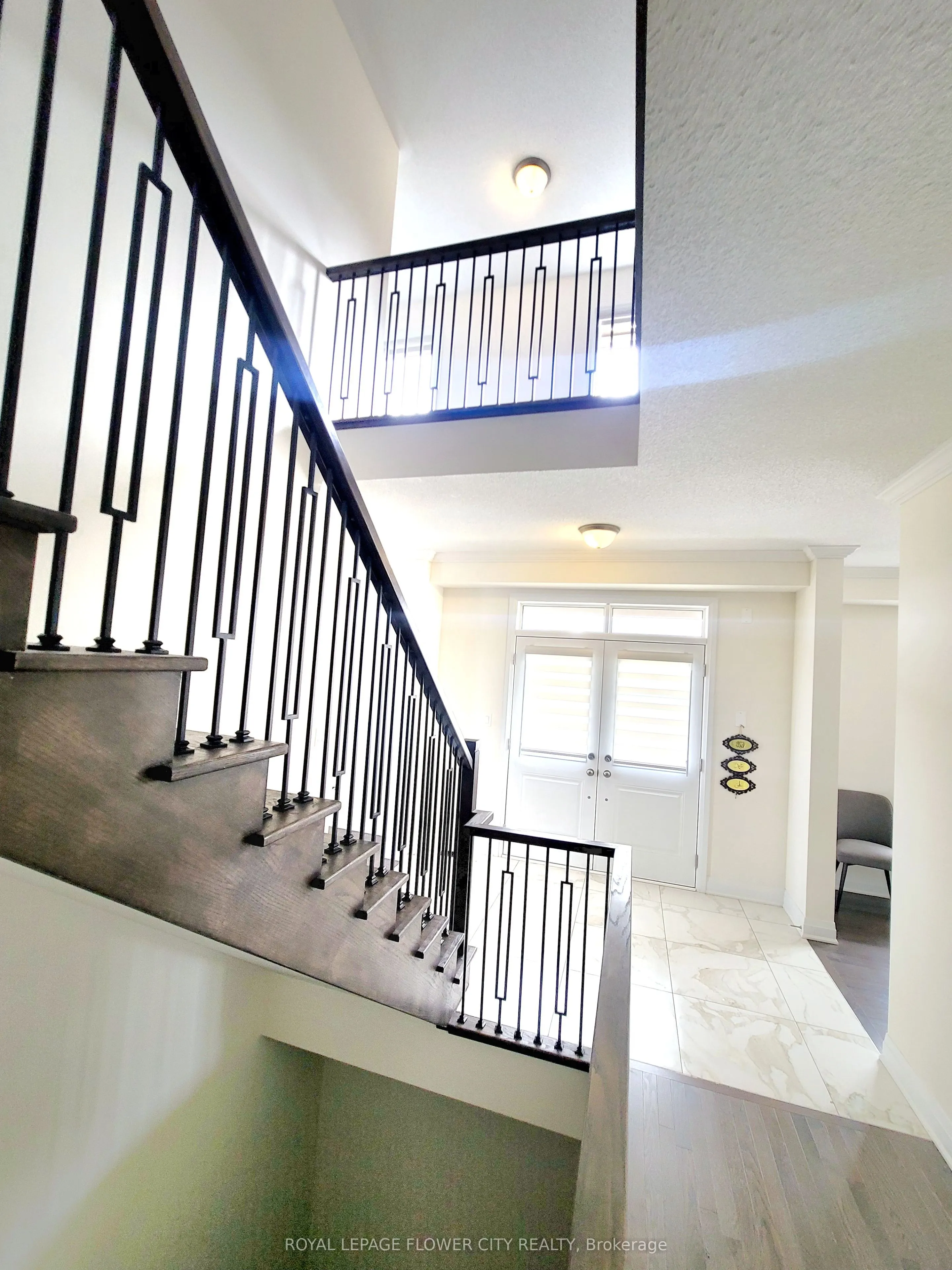 5 Oriole Crescent