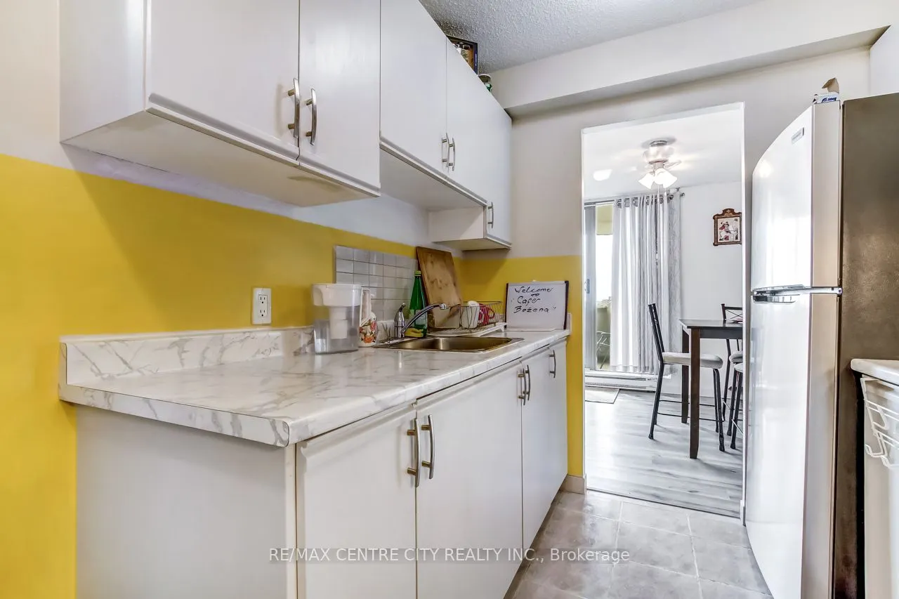 1103 JALNA Boulevard, #606