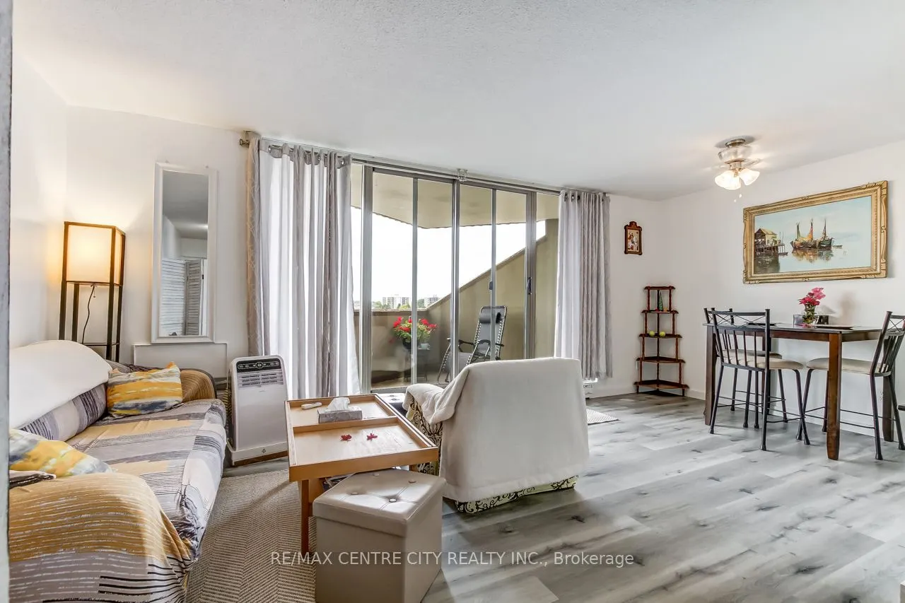 1103 JALNA Boulevard, #606