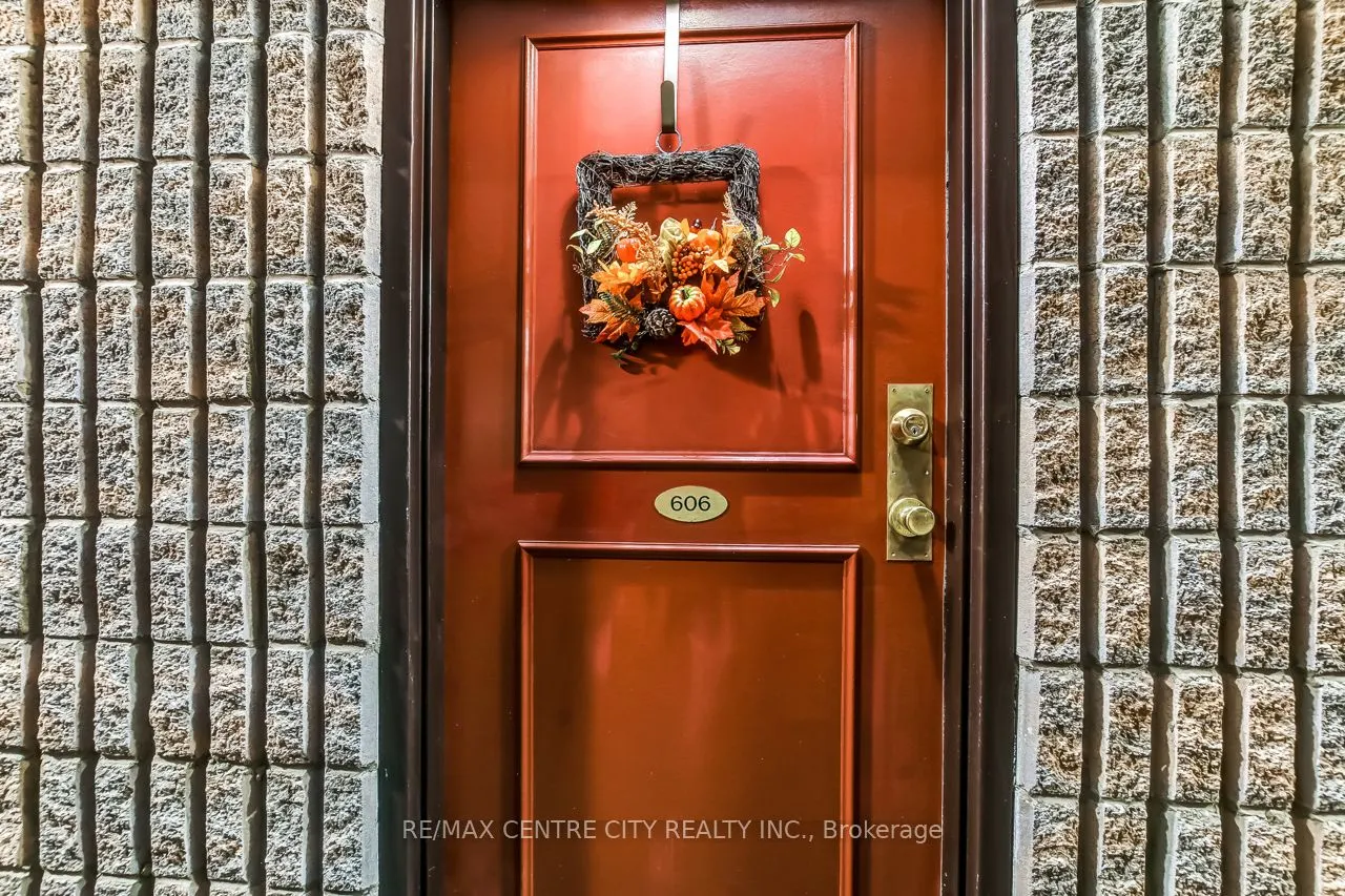 1103 JALNA Boulevard, #606