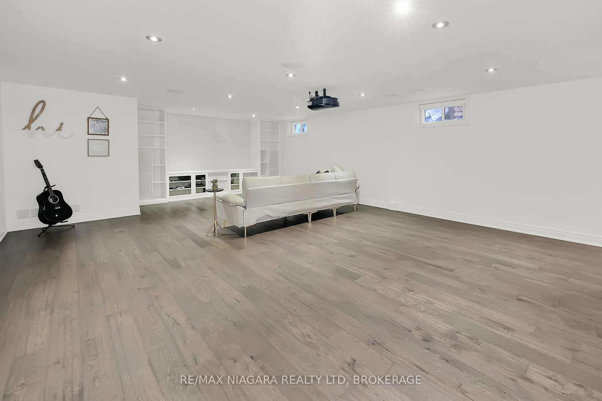 5 Lucerne Place