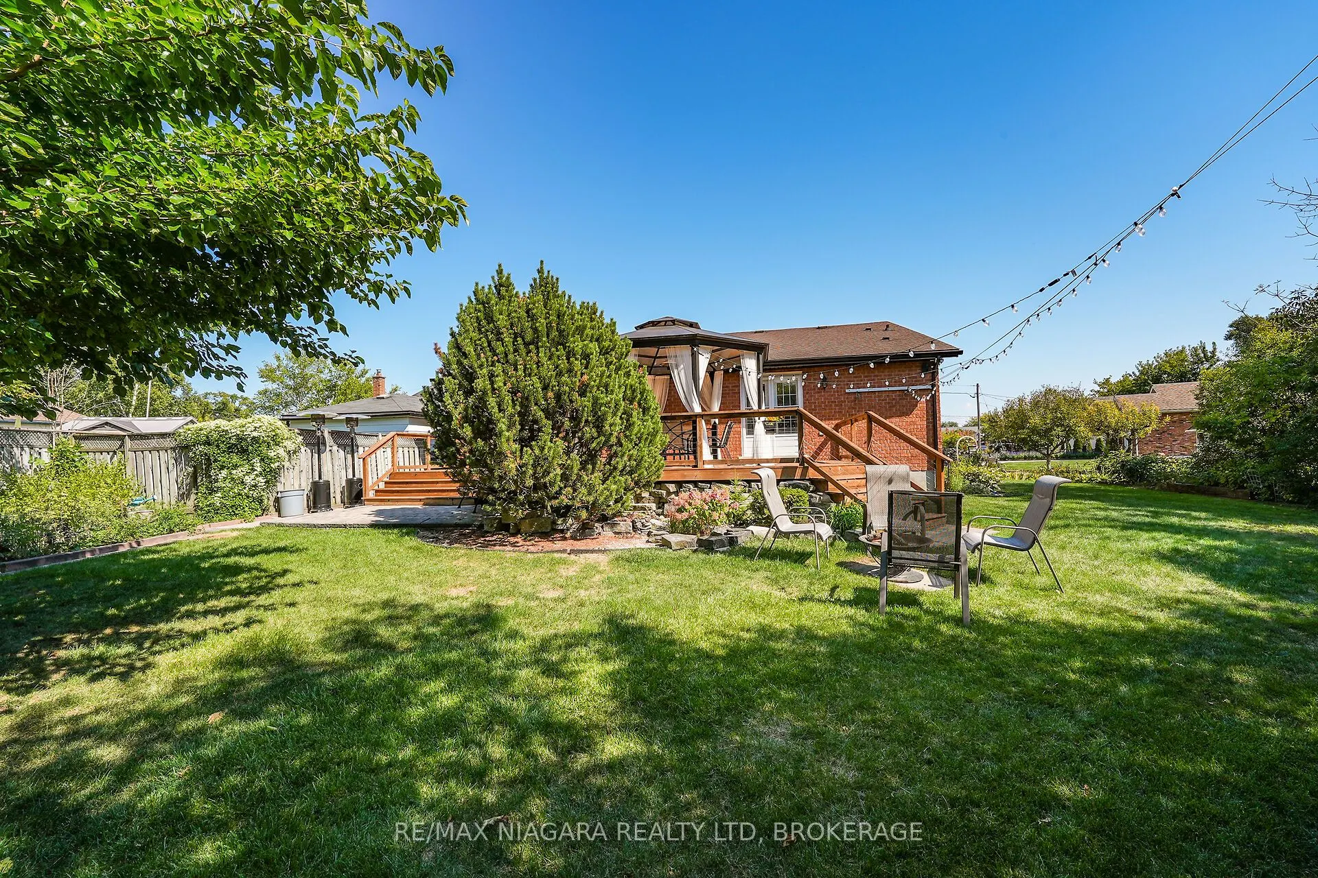 5 Lucerne Place