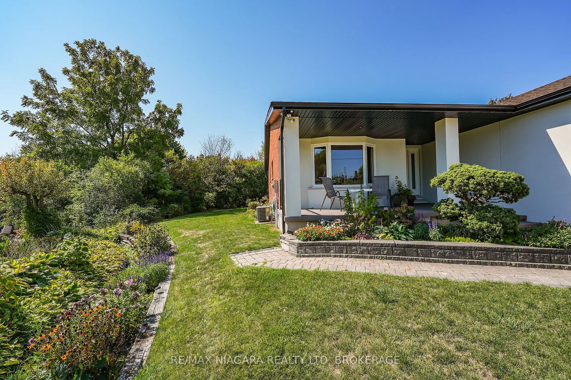 5 Lucerne Place