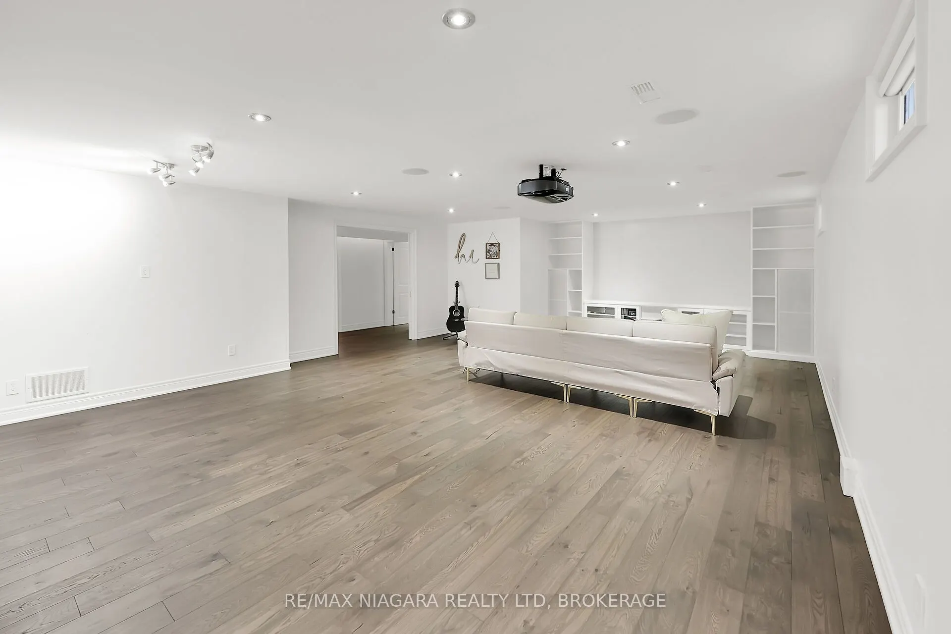 5 Lucerne Place