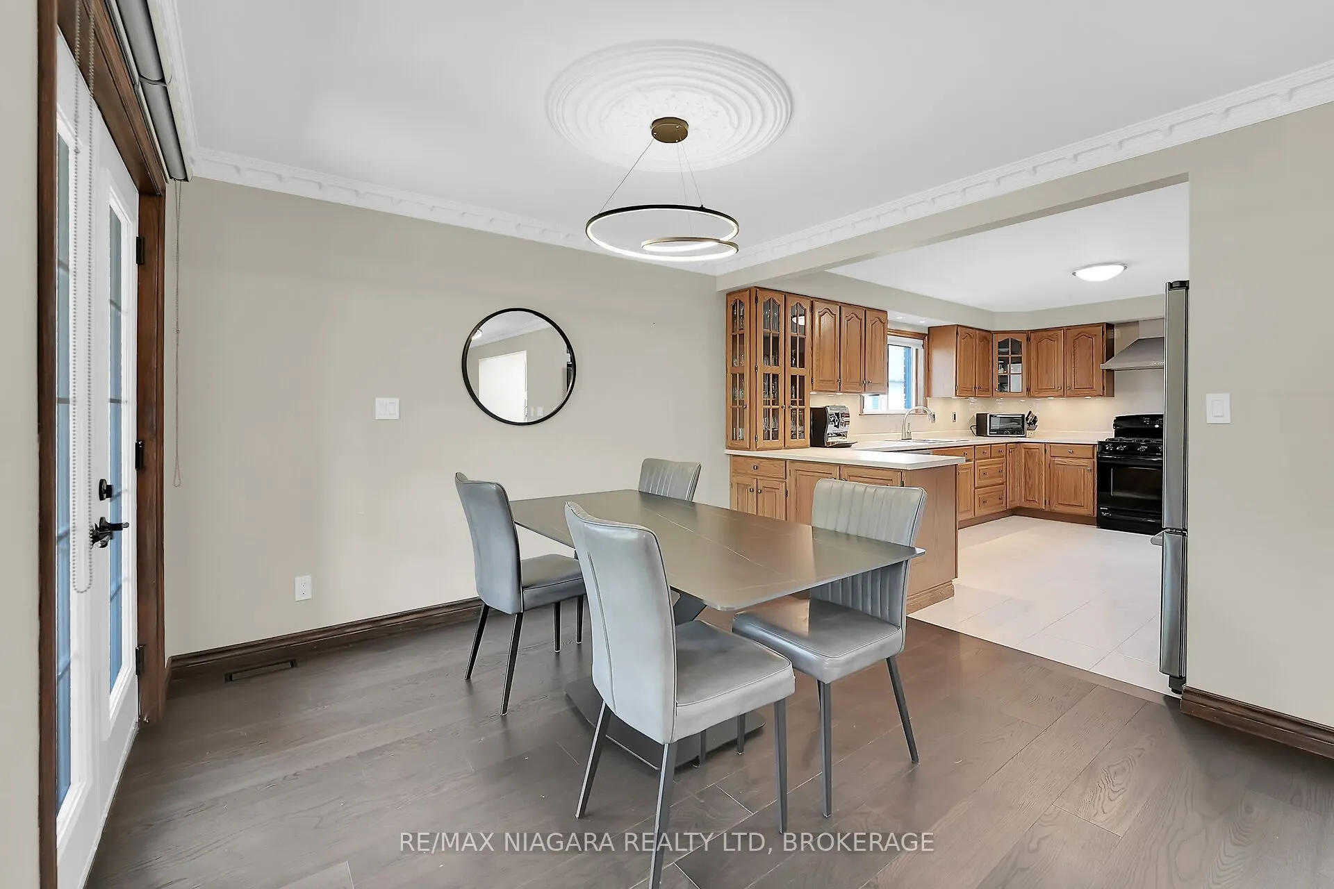 5 Lucerne Place
