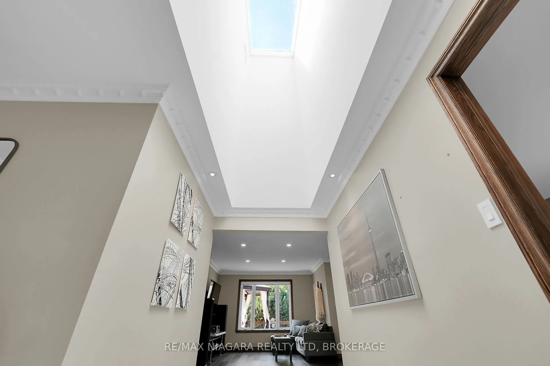 5 Lucerne Place