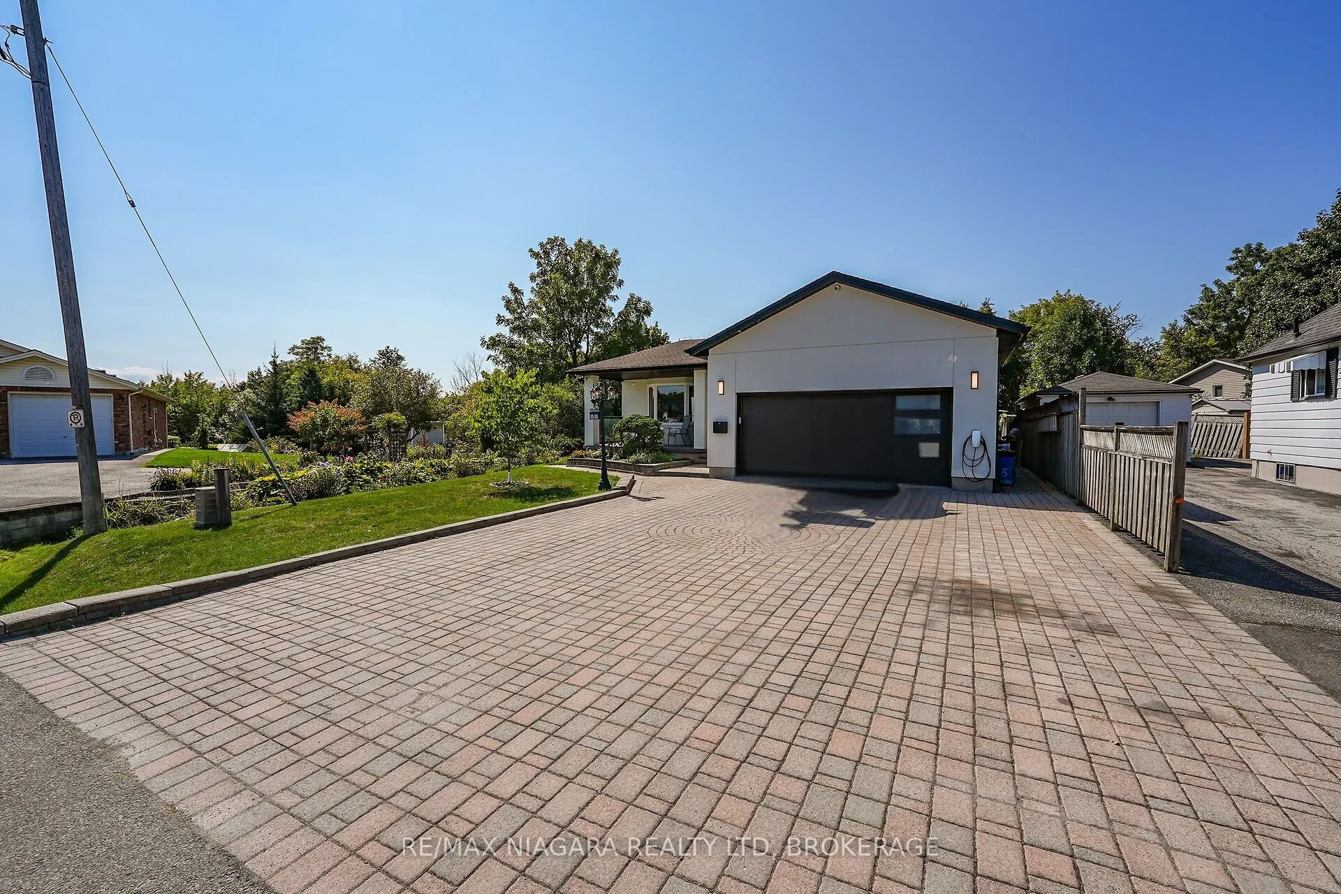 5 Lucerne Place