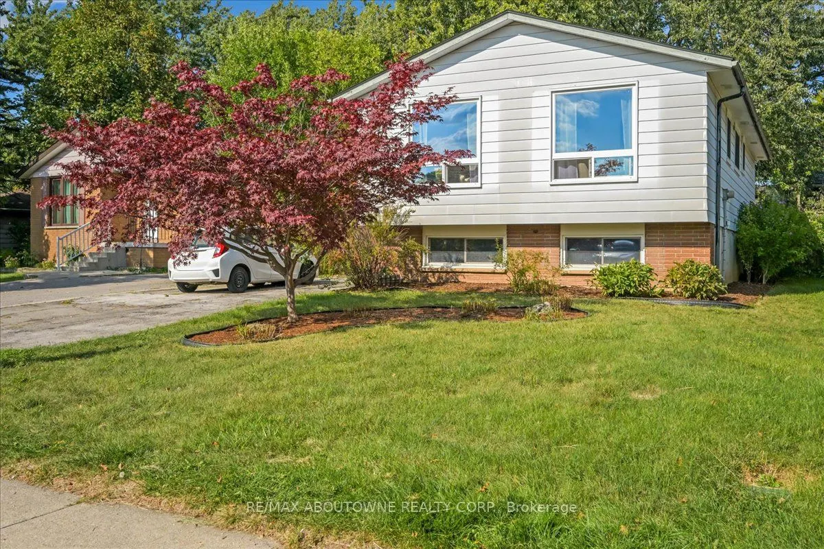 85 Birchcliffe Crescent
