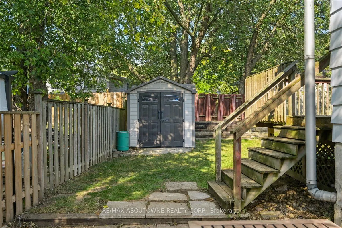 85 Birchcliffe Crescent