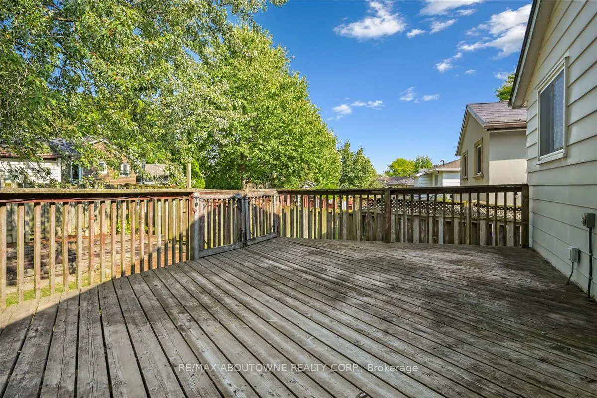 85 Birchcliffe Crescent