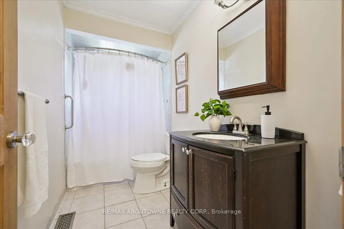 85 Birchcliffe Crescent