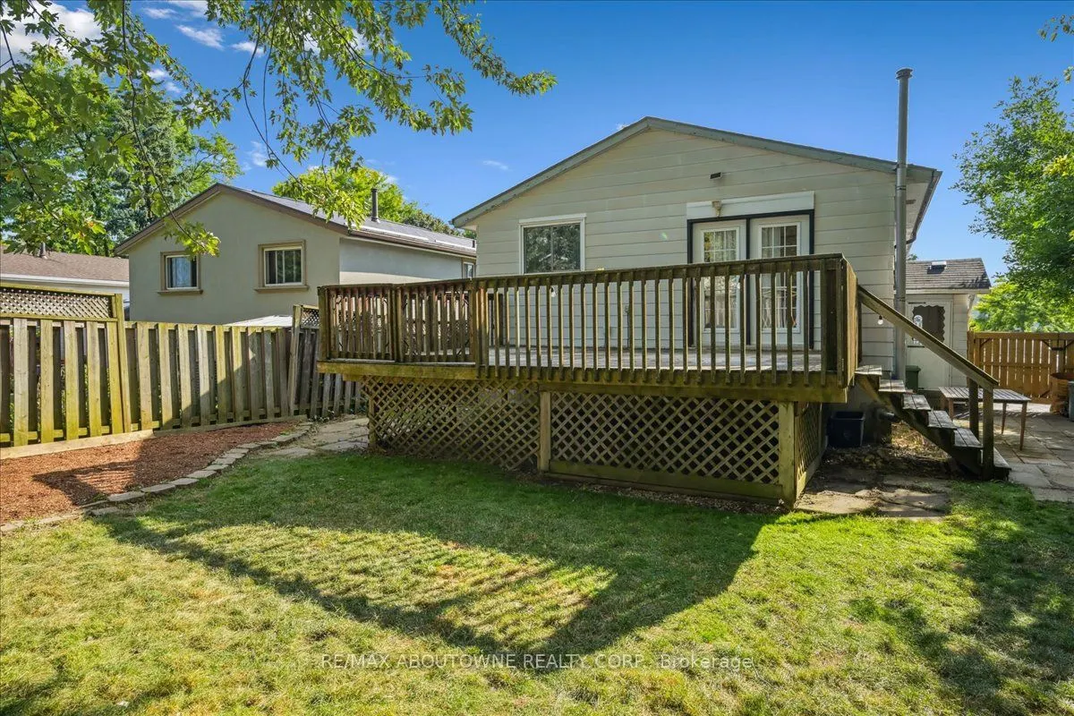 85 Birchcliffe Crescent