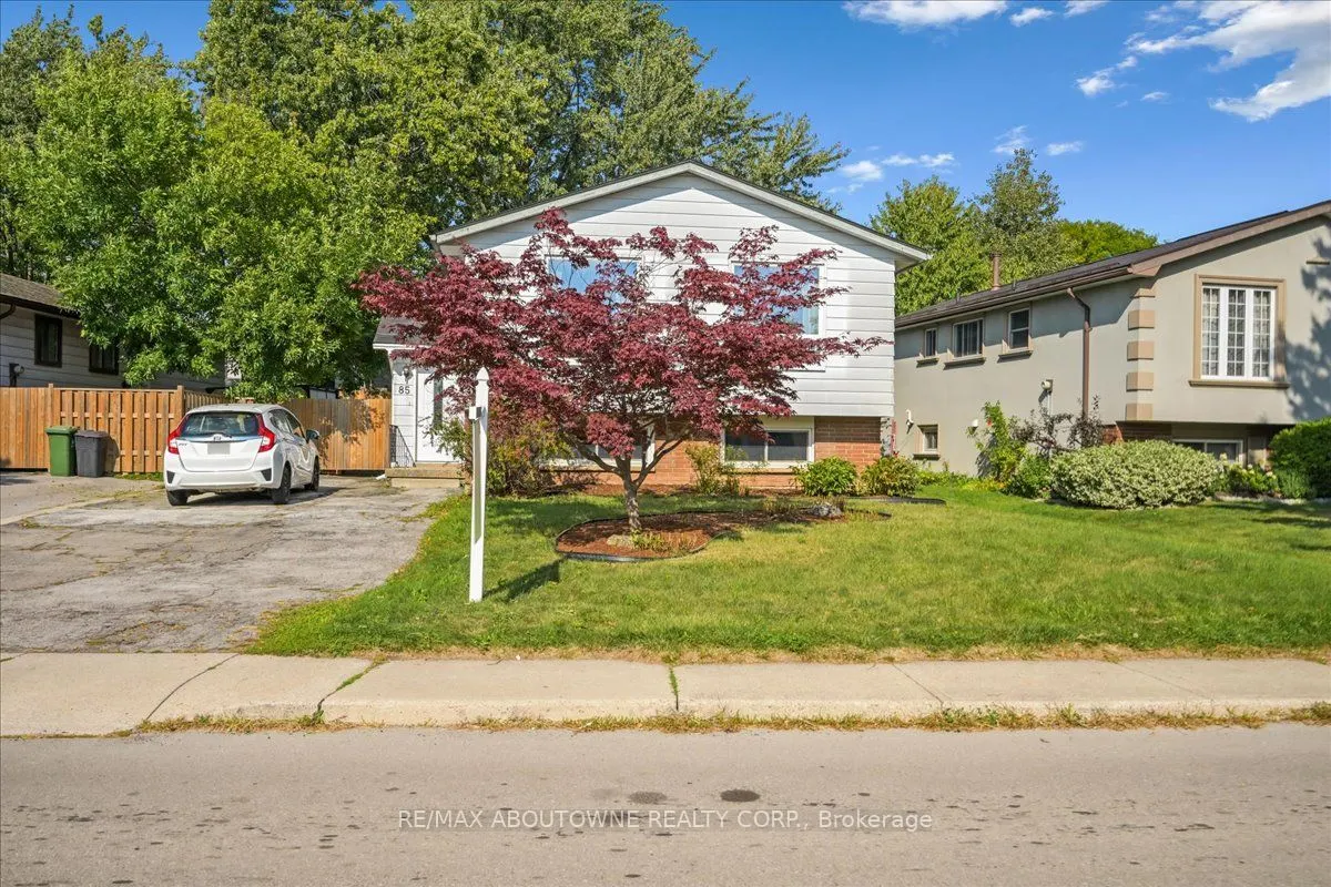 85 Birchcliffe Crescent