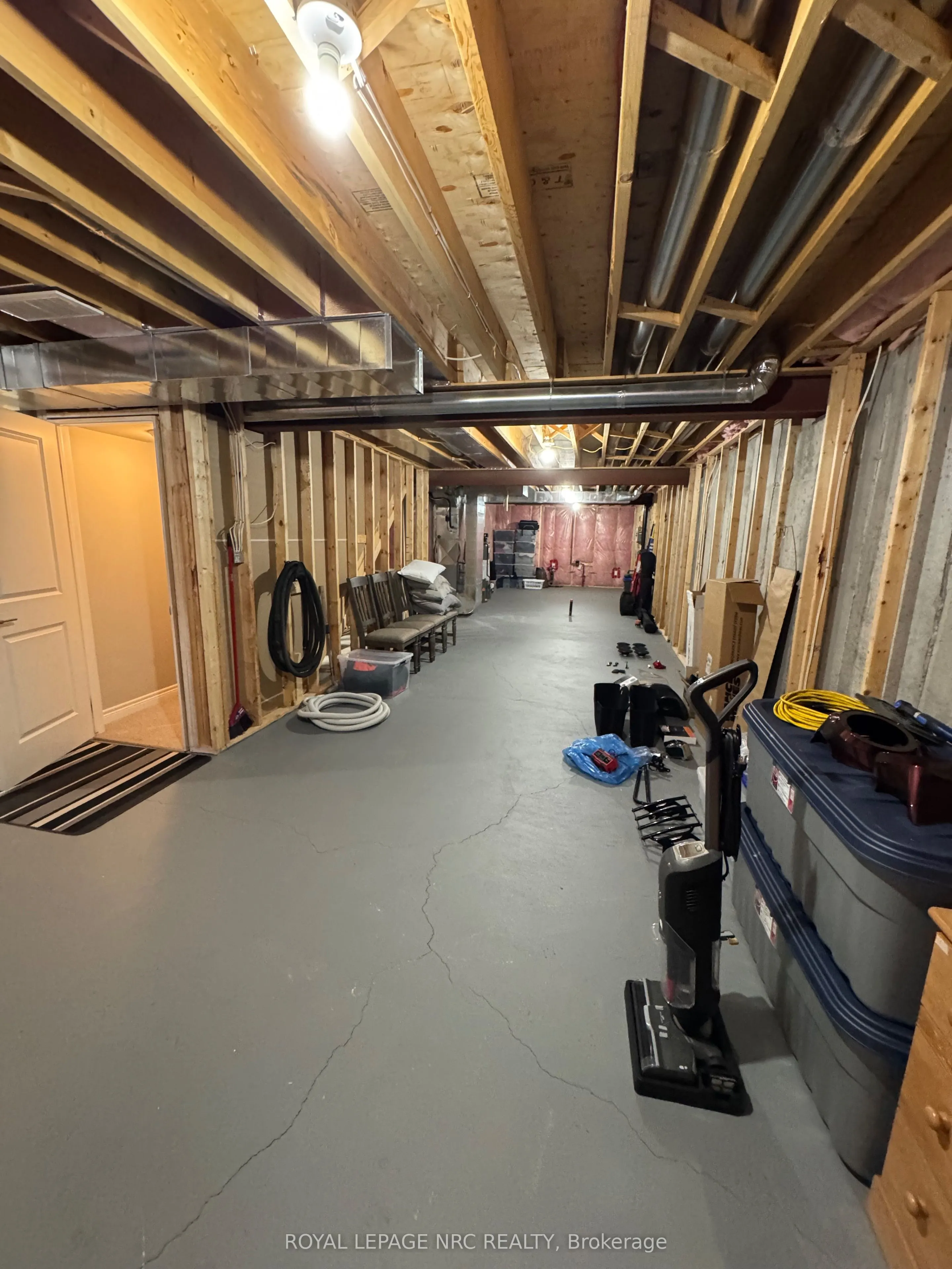5490 Prince Edward Avenue, #7