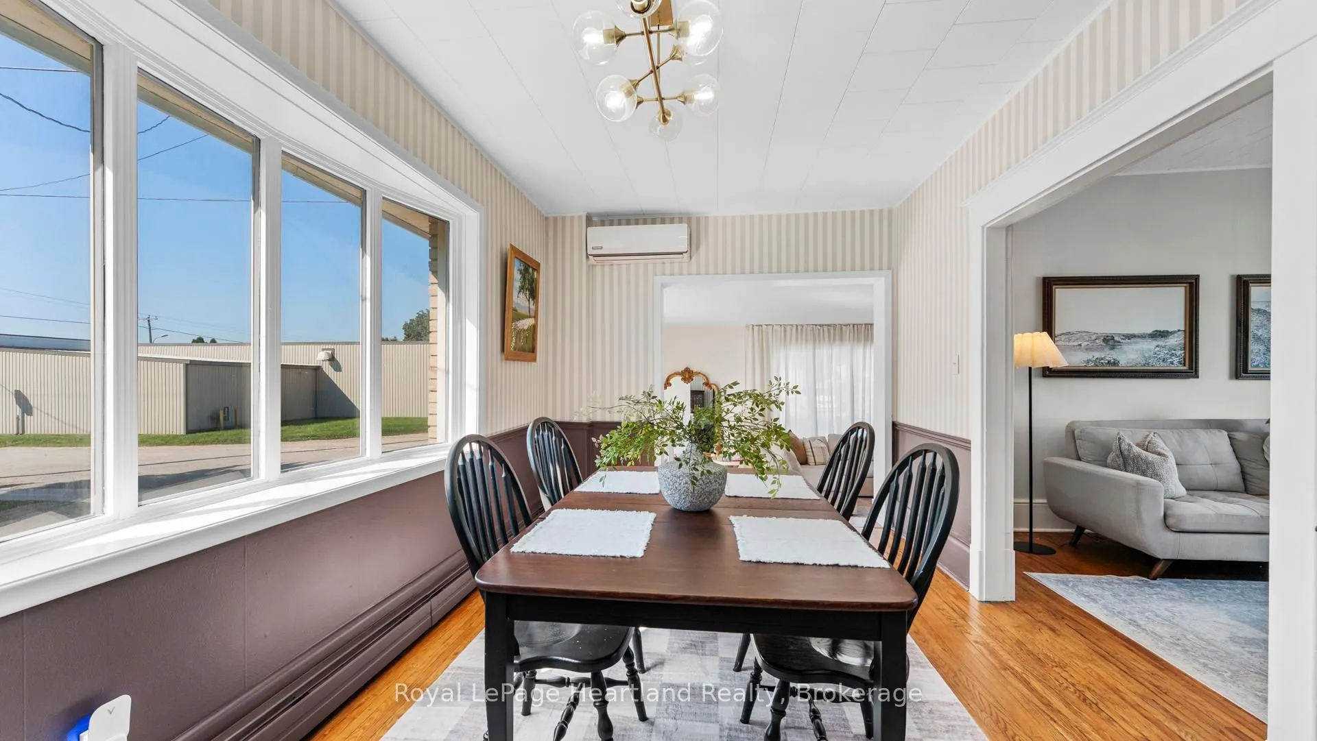 5 WILLIAM Drive