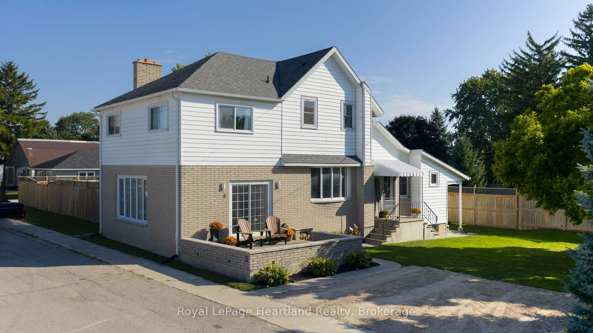 5 WILLIAM Drive