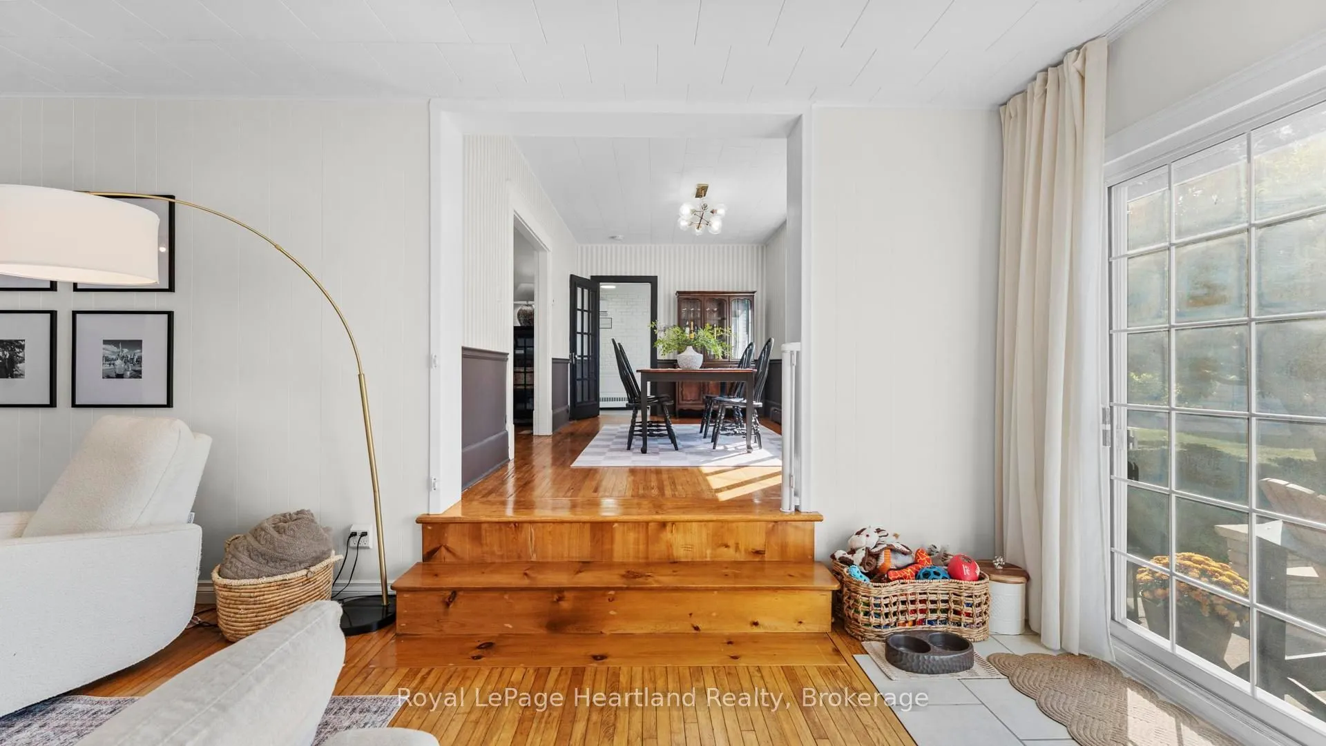 5 WILLIAM Drive