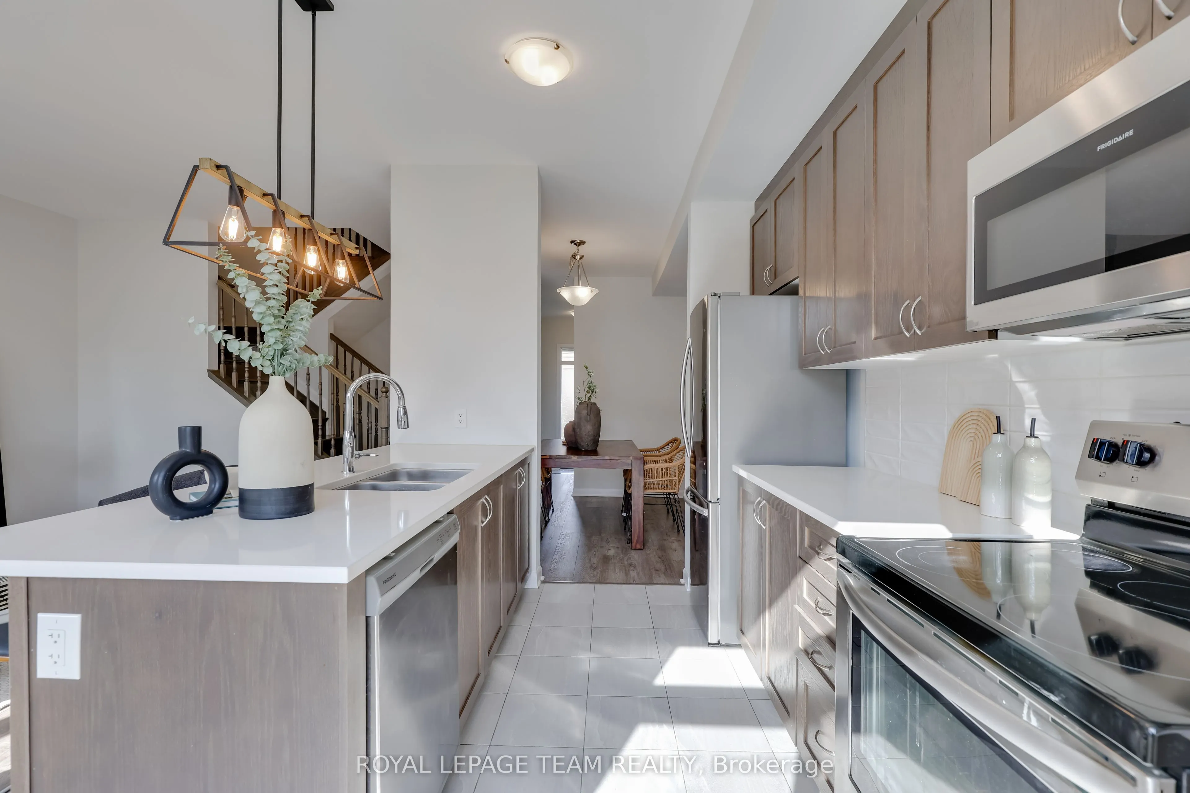 90 Natare Place