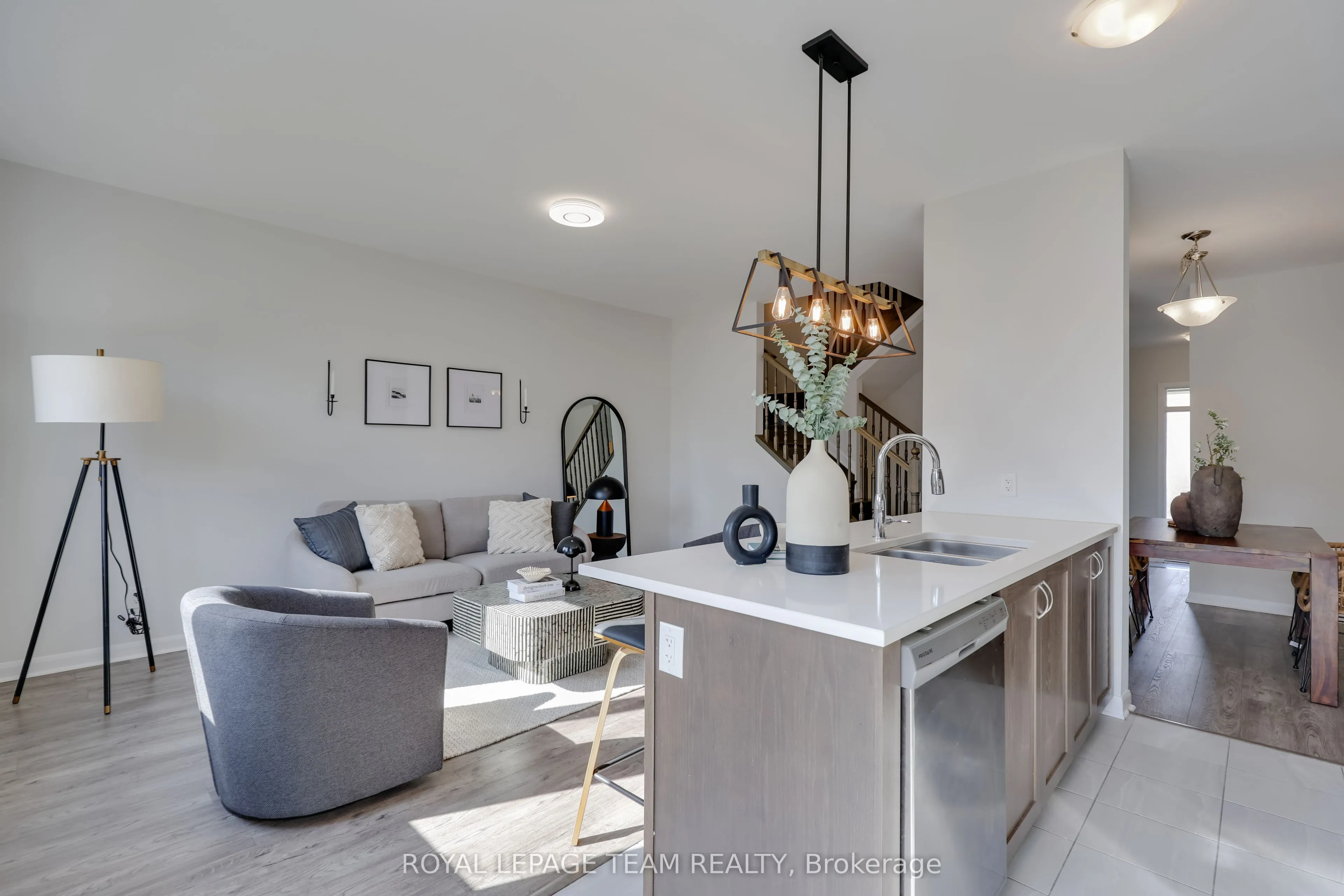 90 Natare Place