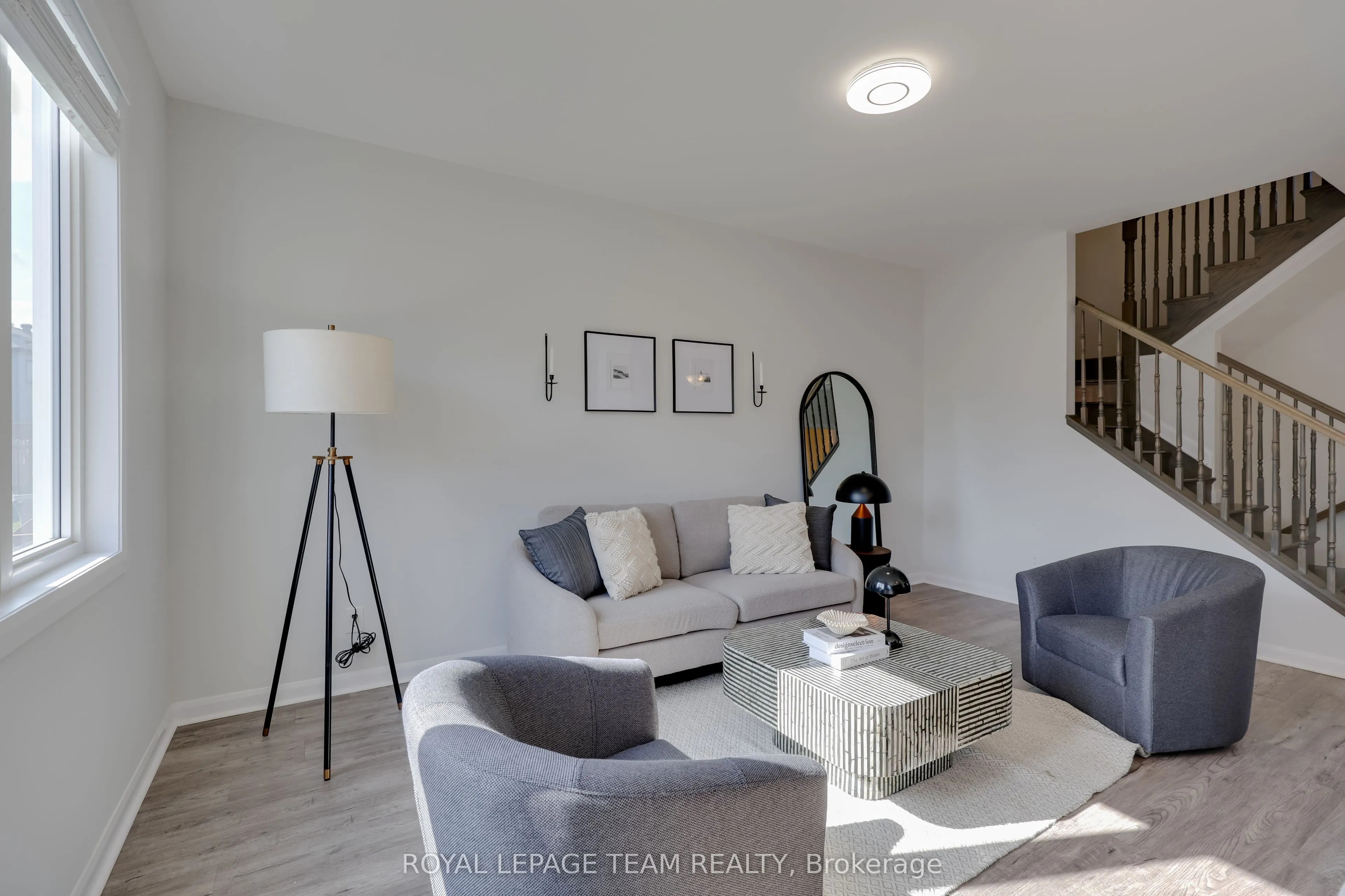 90 Natare Place