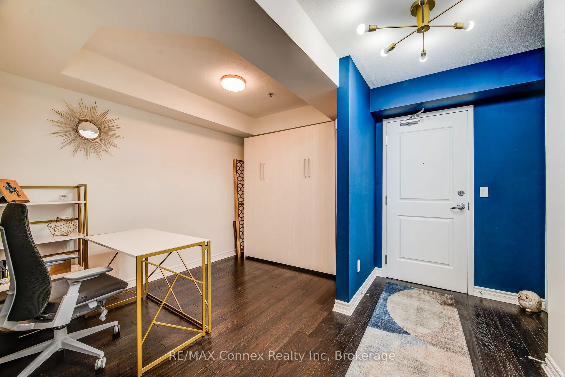 245 Scotland Street, #214