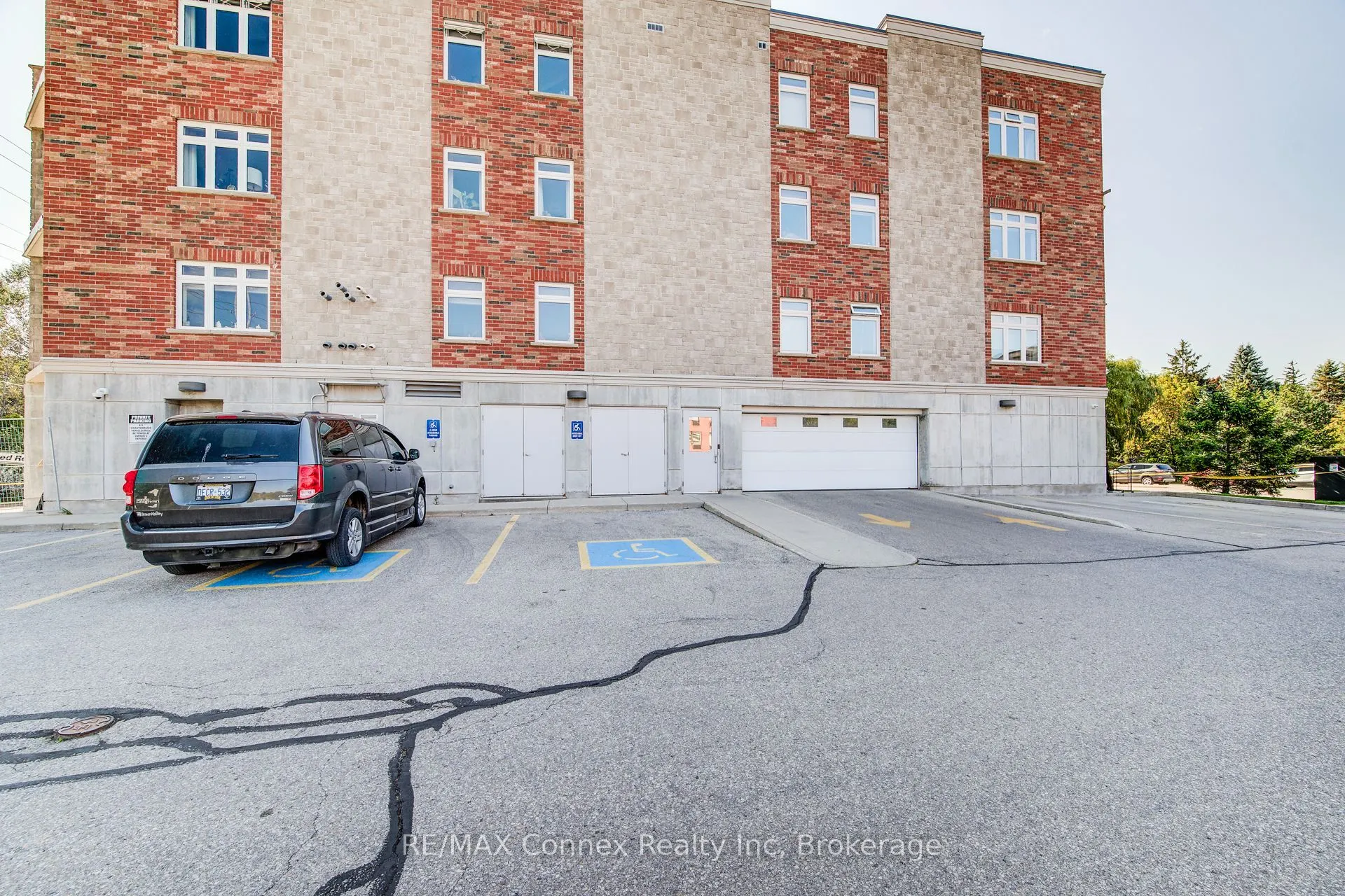 245 Scotland Street, #214