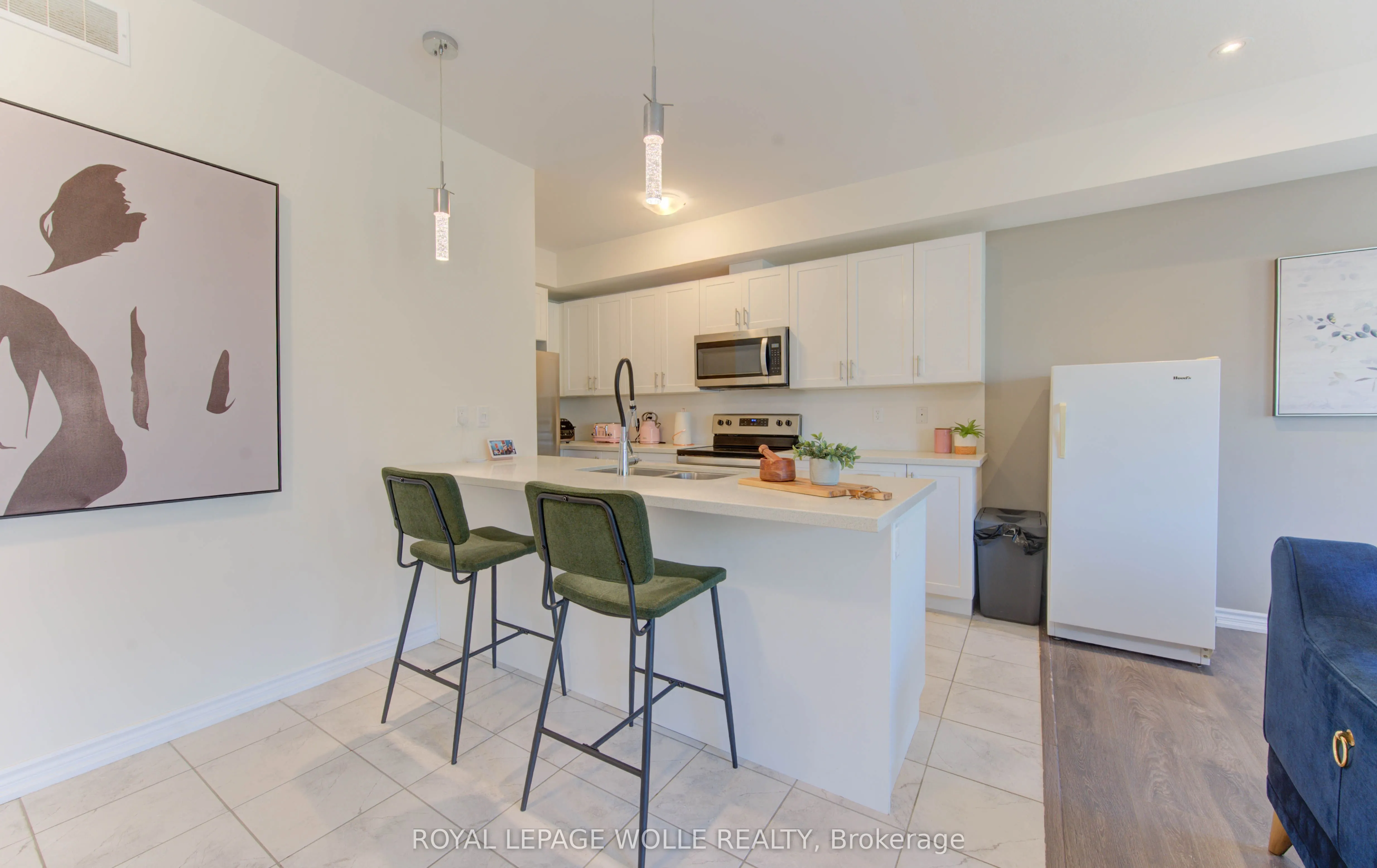 385 Westwood Drive, #B