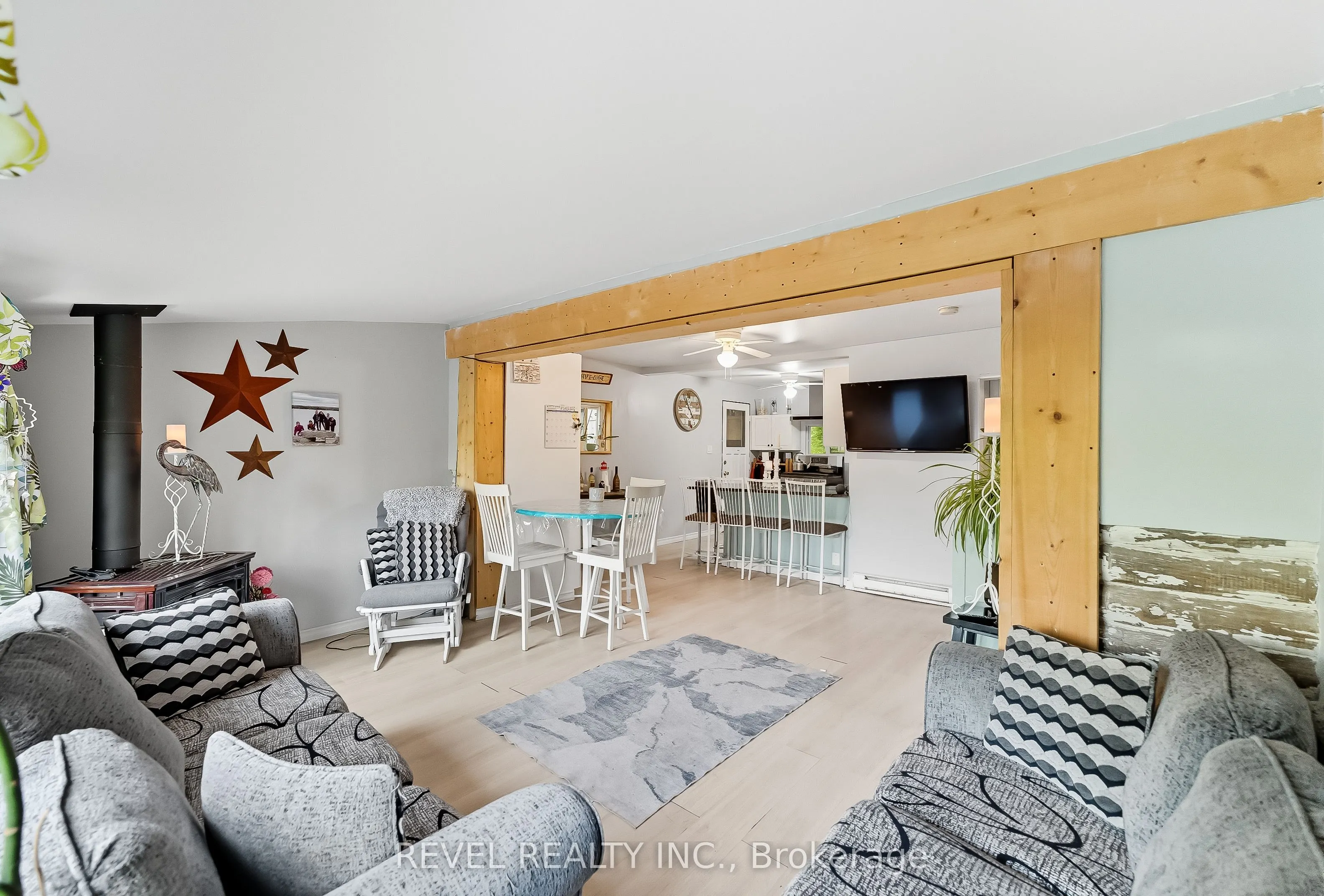 57 Rollie's Bay Road