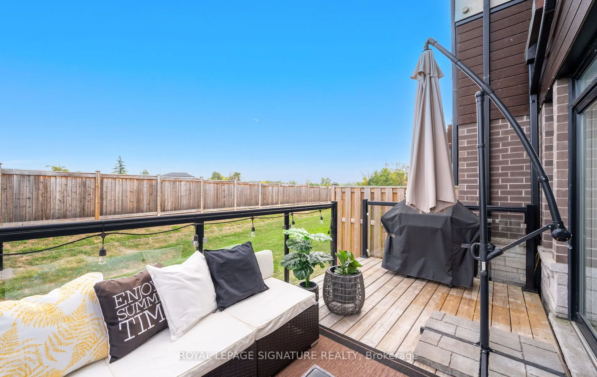 35 Midhurst Heights, #22