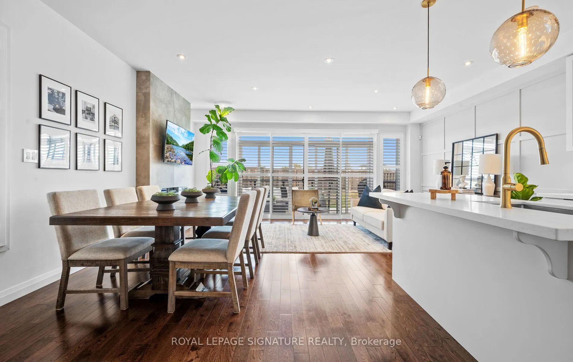 35 Midhurst Heights, #22