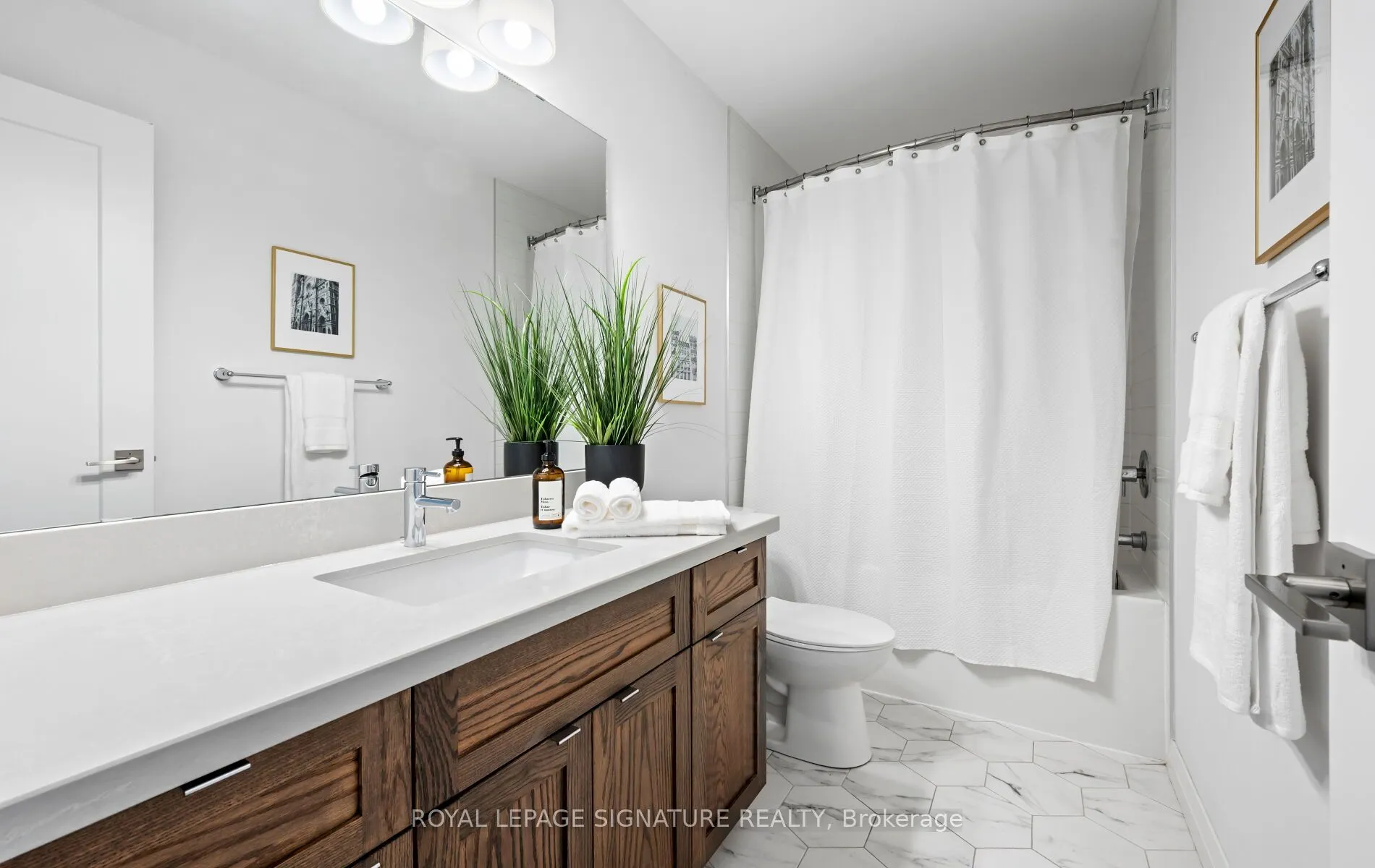 35 Midhurst Heights, #22