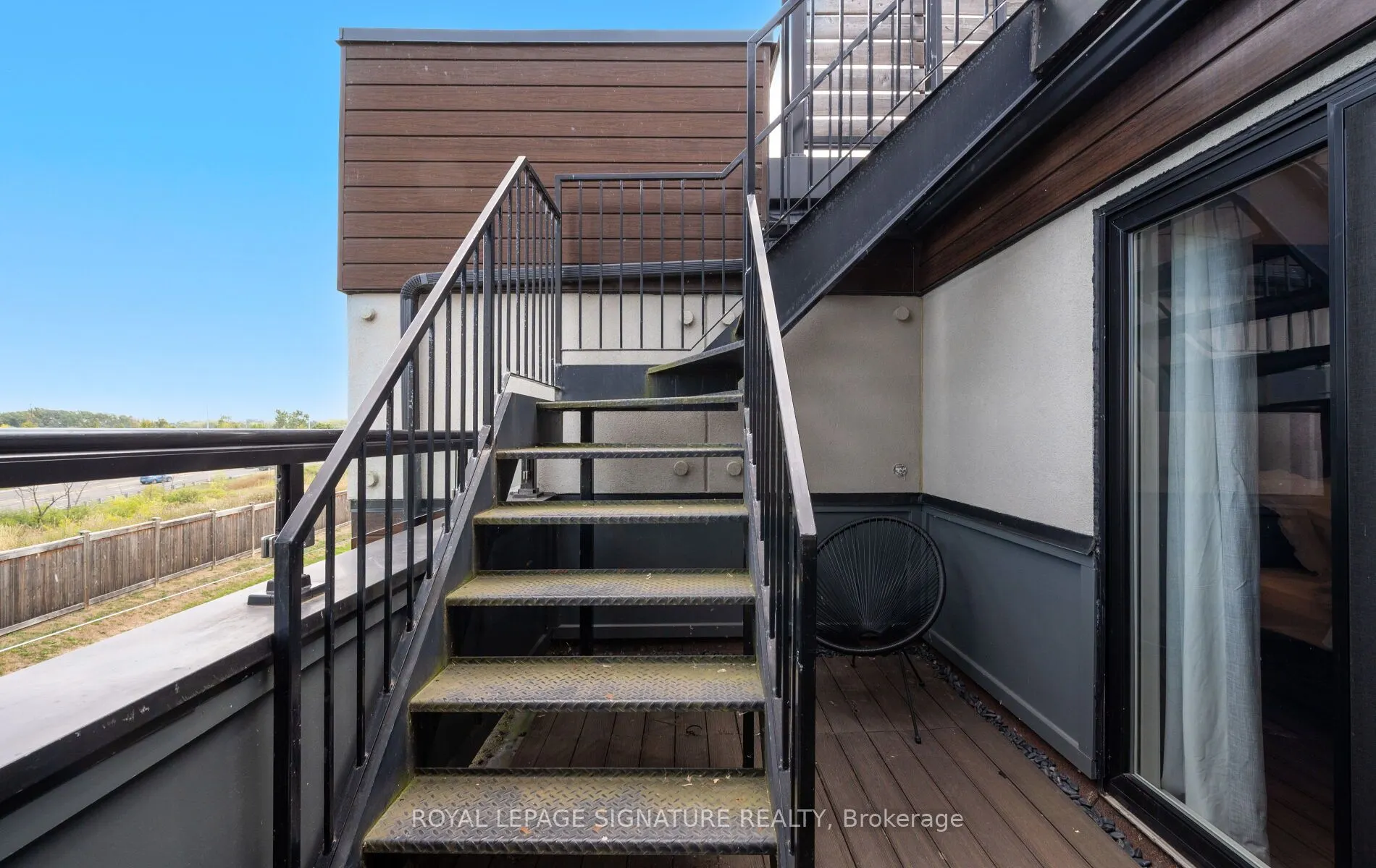 35 Midhurst Heights, #22