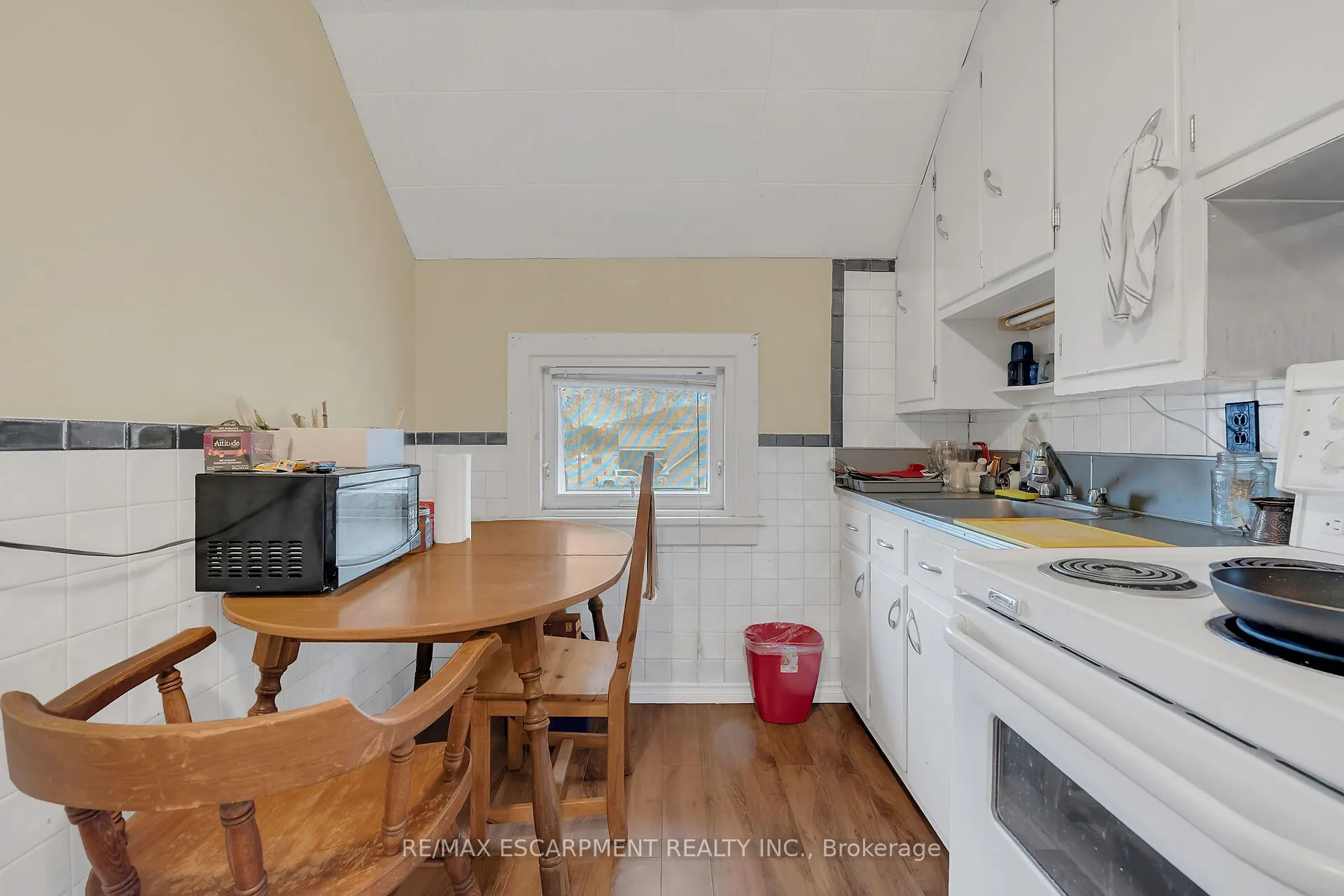 526 Steele Street