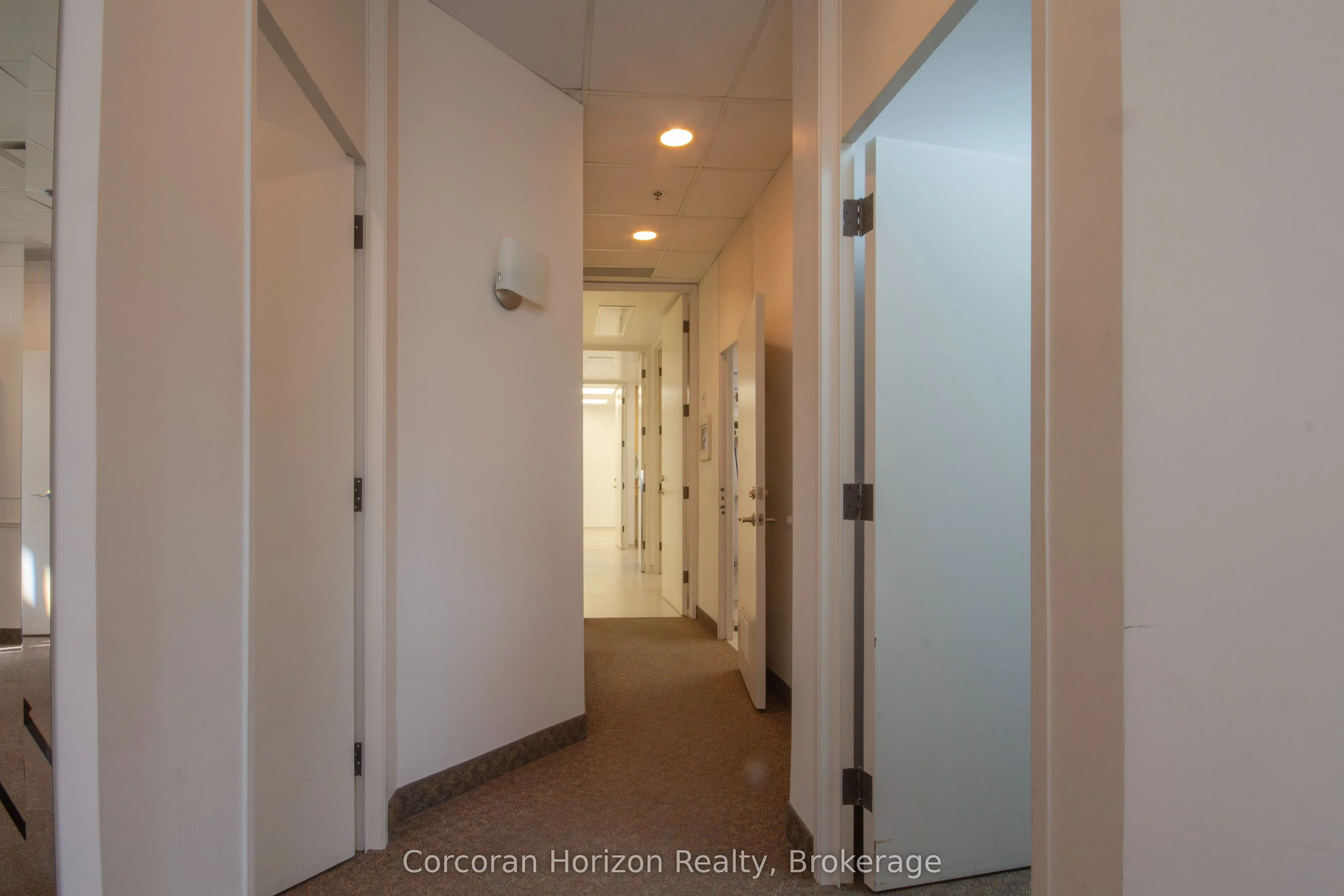 200 JAMES Street S, #101