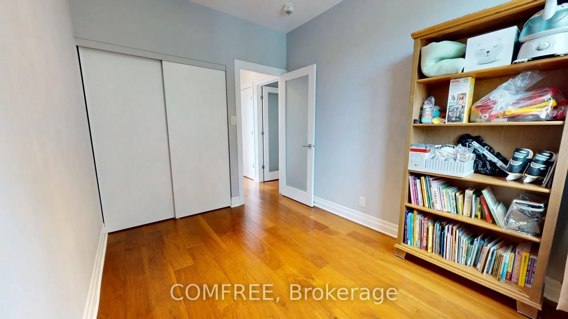 111 Sherbrooke Avenue