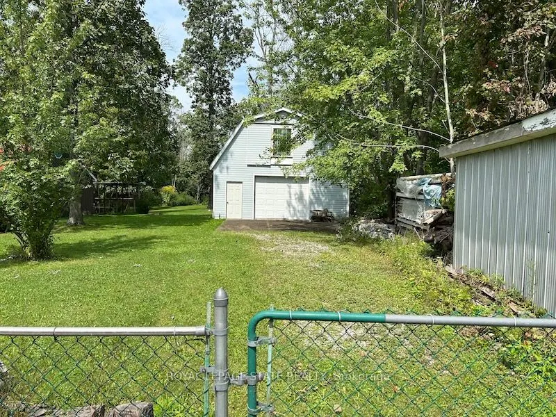 2431 Lakeshore Road