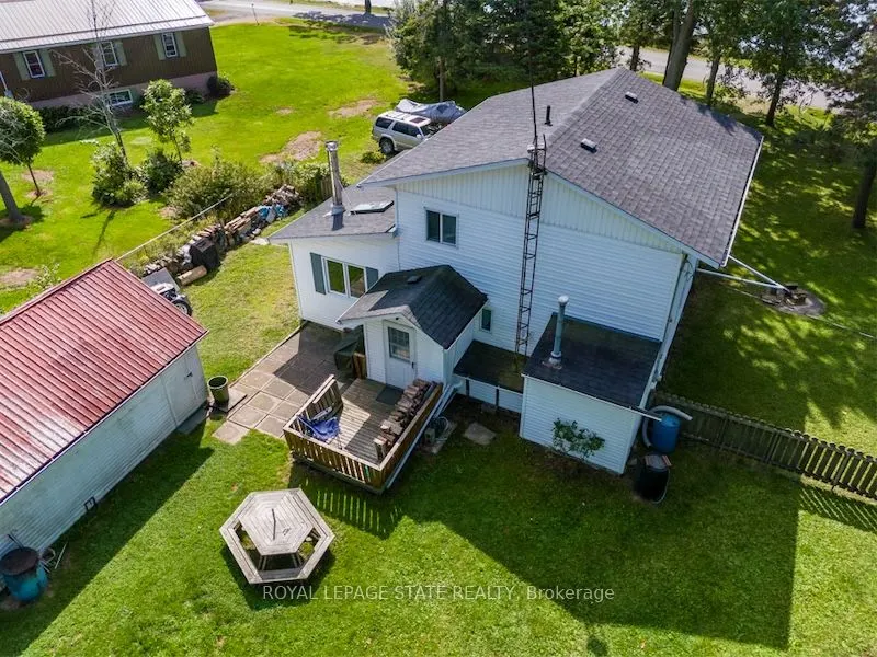 2431 Lakeshore Road