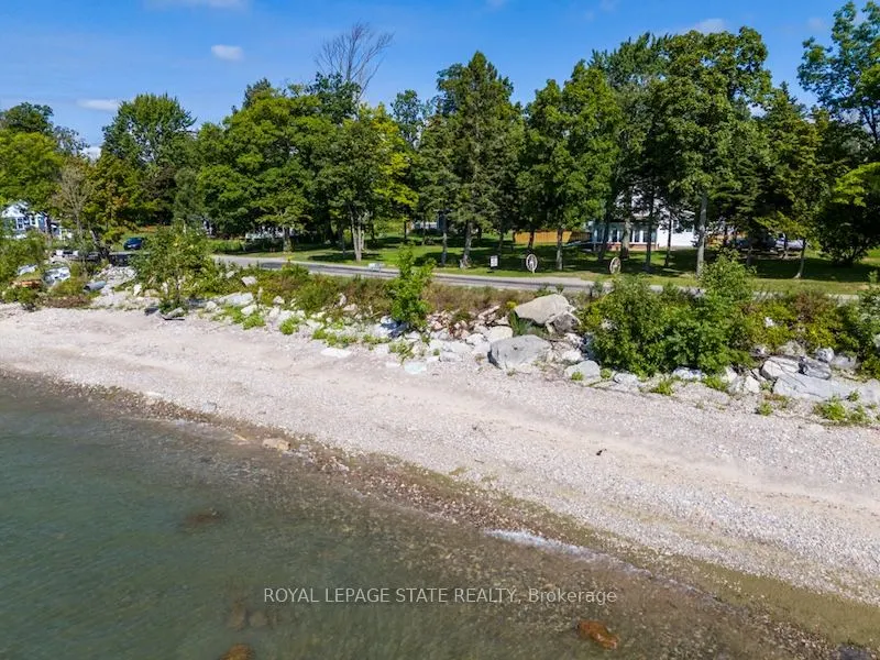 2431 Lakeshore Road