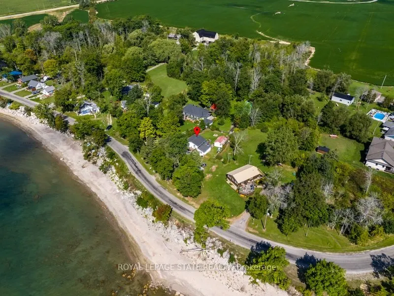 2431 Lakeshore Road
