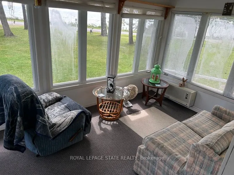2431 Lakeshore Road