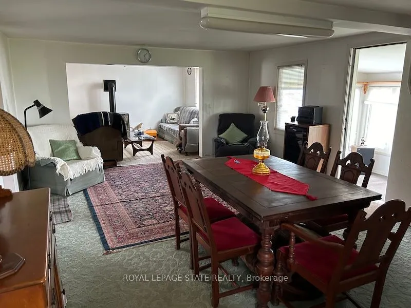 2431 Lakeshore Road