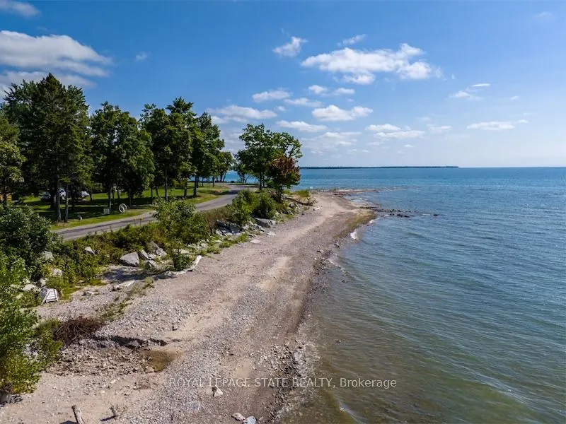 2431 Lakeshore Road